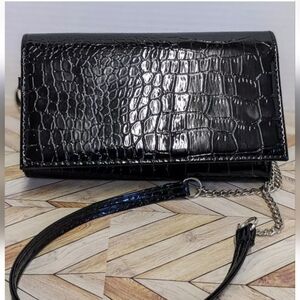 Just Solutions Black Faux Patent Leather Wristlet